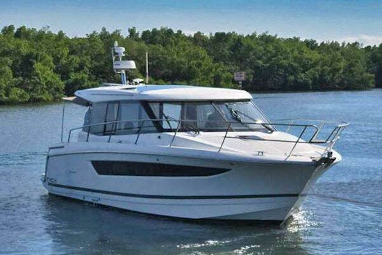 Jeanneau NC 11 Yacht For Sale