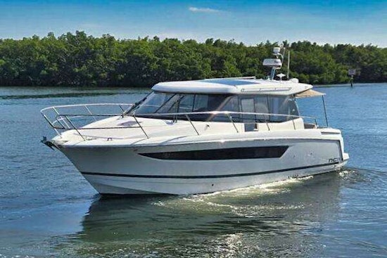 Jeanneau NC 11 Yacht For Sale