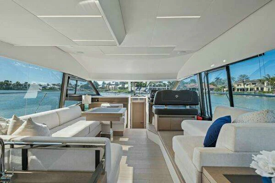 Prestige 520 Flybridge Yacht For Sale