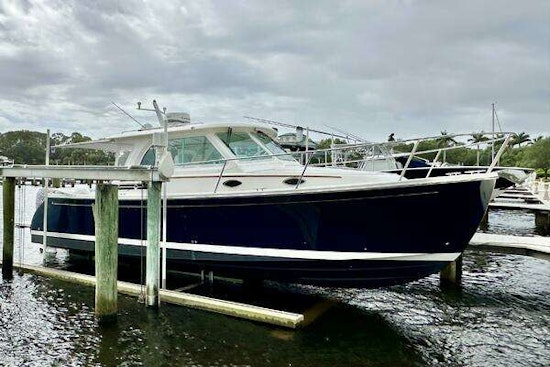 Back Cove 34O Yacht For Sale