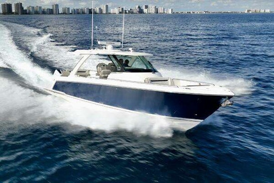 Tiara Yachts 38 LS Yacht For Sale