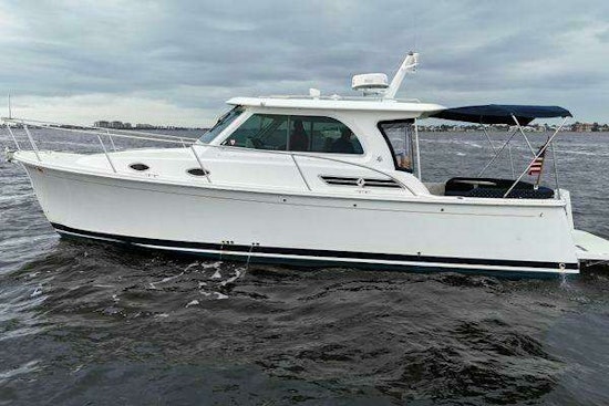 Back Cove 32 Yacht For Sale
