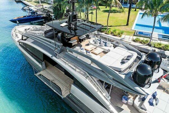 Pershing GTX Motoryacht Yacht For Sale
