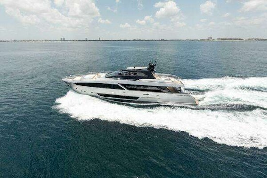 Riva Dolcevita Yacht For Sale