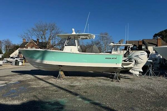 Regulator 31 FS Yacht For Sale