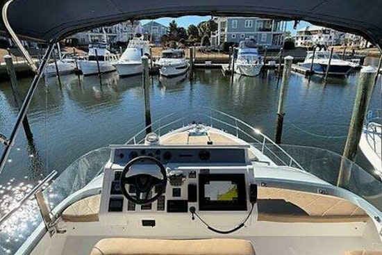 Fairline Squadron 42 Yacht For Sale