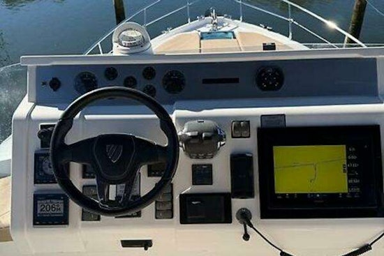 Fairline Squadron 42 Yacht For Sale