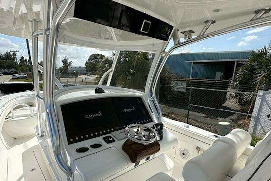 Valhalla Boatworks V-33 Yacht For Sale