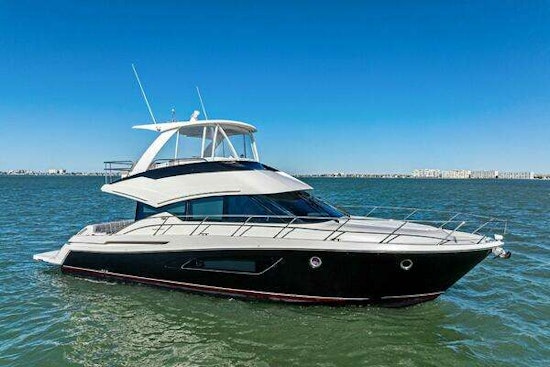 Tiara Yachts 50 Flybridge Yacht For Sale