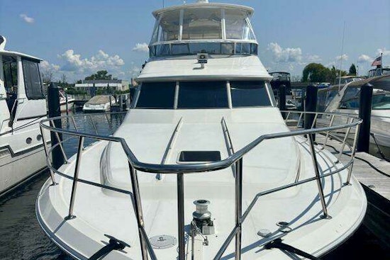 Sea Ray 550 Sedan Bridge Yacht For Sale