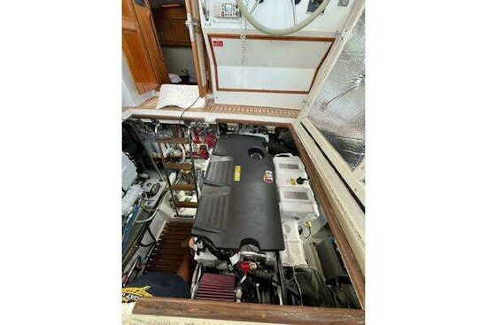 Grand Banks 38 Eastbay EX Yacht For Sale