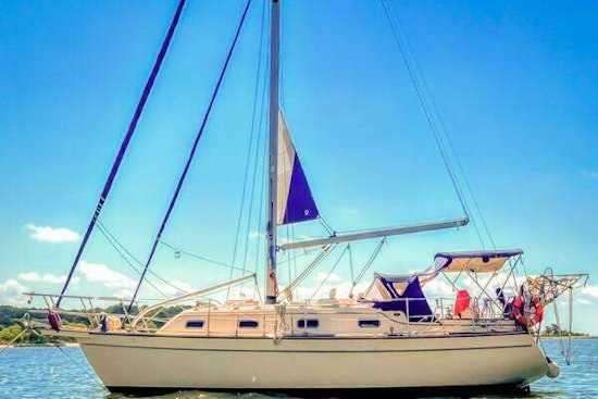 Island Packet 320 Yacht For Sale
