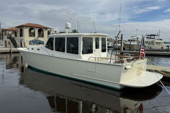 MJM 40z Yacht For Sale