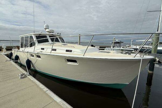 MJM 40z Yacht For Sale