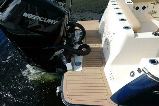 Scout 330 LXF Yacht For Sale