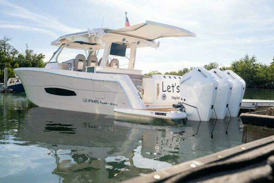 Regal SAV Yacht For Sale