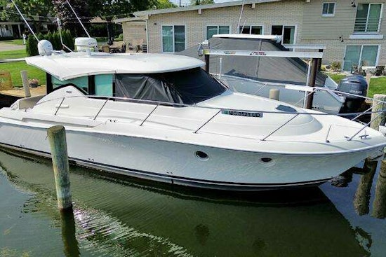 Tiara Yachts 39 Coupe Yacht For Sale