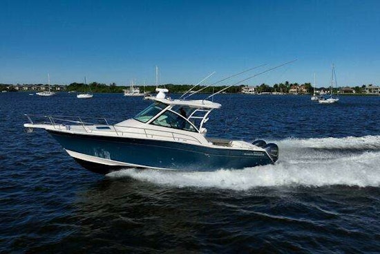 Grady-White Express 330 Yacht For Sale