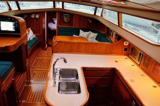 Waterline 55 Yacht For Sale
