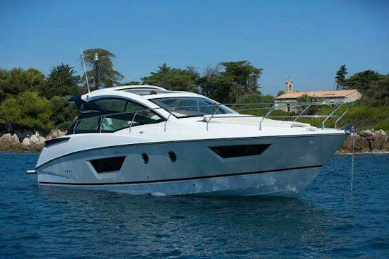 Beneteau Gran Turismo 40 Yacht For Sale