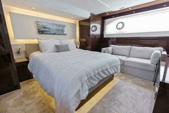 Prestige 630 Flybridge Yacht For Sale