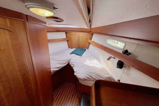 Able Apogee 50 Yacht For Sale