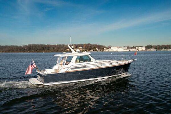 Sabre 42 Hard Top Express Yacht For Sale