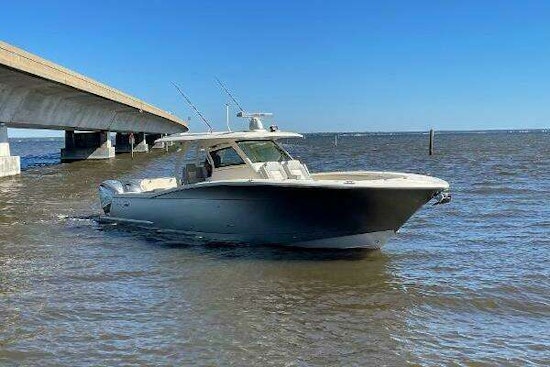 Scout 380 LXF Yacht For Sale