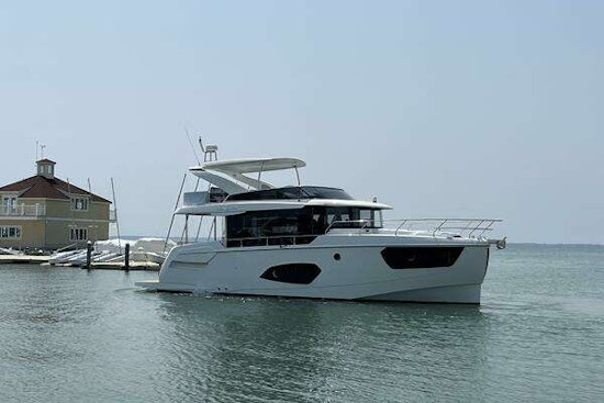 Absolute 48 Navetta Yacht For Sale