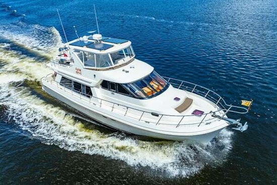 Hampton 558 Pilothouse Yacht For Sale