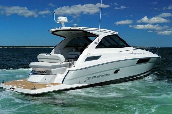 Regal 35 Sport Coupe Yacht For Sale