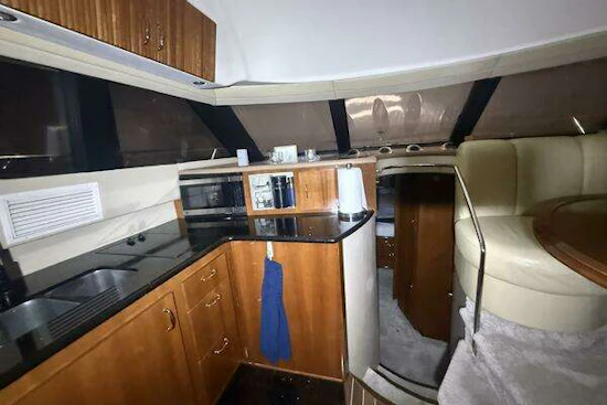 Carver 460 voyager Yacht For Sale