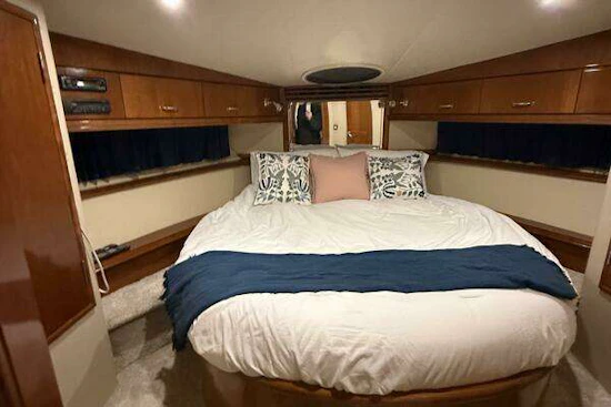 Carver 460 voyager Yacht For Sale