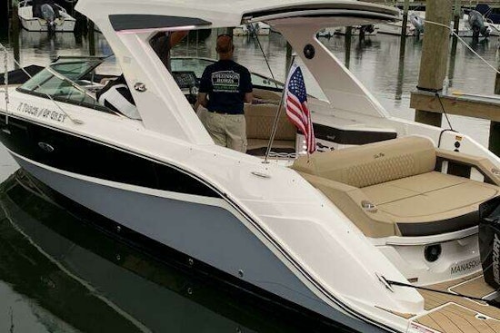 Sea Ray SLX 310 OB Yacht For Sale