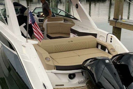 Sea Ray SLX 310 OB Yacht For Sale