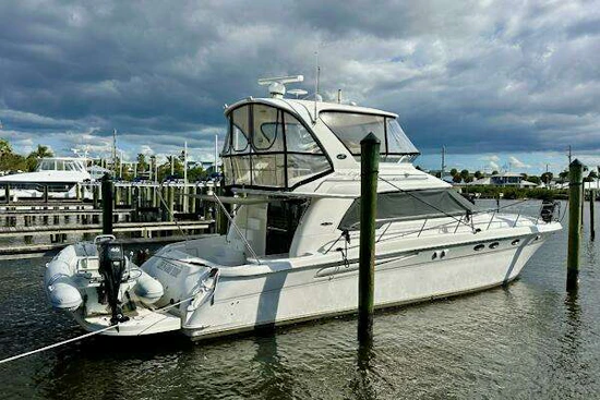 Sea Ray 480 Sedan Bridge Yacht For Sale