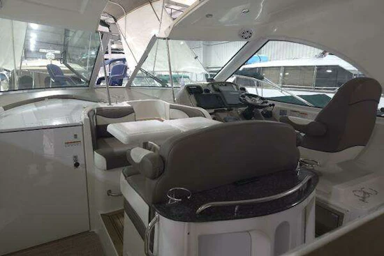 Cruisers Yachts  Yacht For Sale