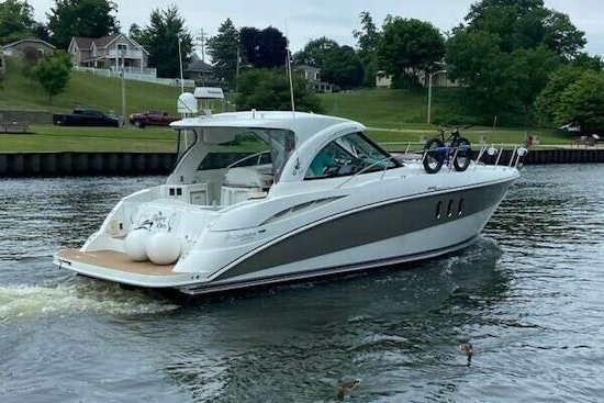 Cruisers Yachts  Yacht For Sale