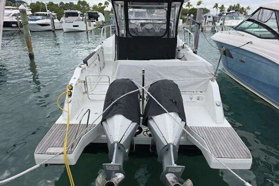 Jeanneau Leader 10.5 WA Series 2 Yacht For Sale