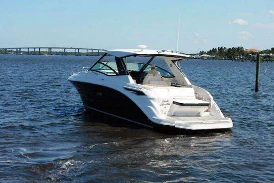 Sea Ray Sundancer 320 Yacht For Sale