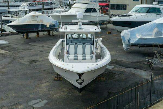 Everglades 455 Center Console Yacht For Sale