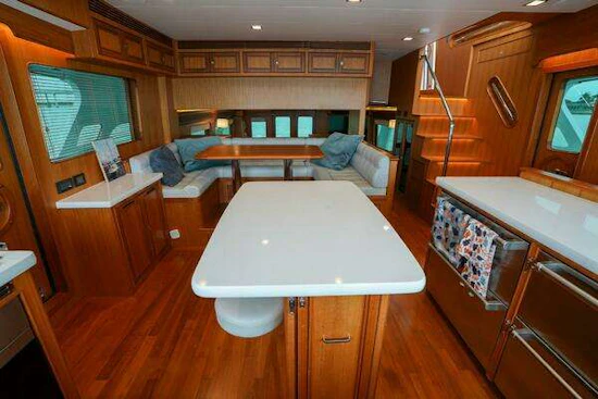 Marlow Explorer 62E-CB Yacht For Sale