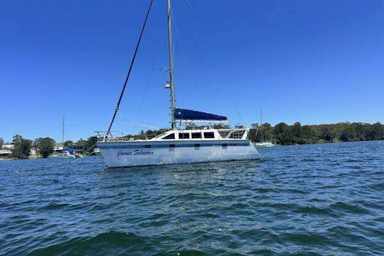 Custom Brady 12.5 Yacht For Sale