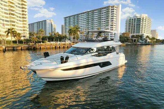 Prestige 520 Yacht For Sale