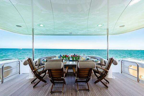 Lazzara Yachts 94 Motor Yacht Yacht For Sale