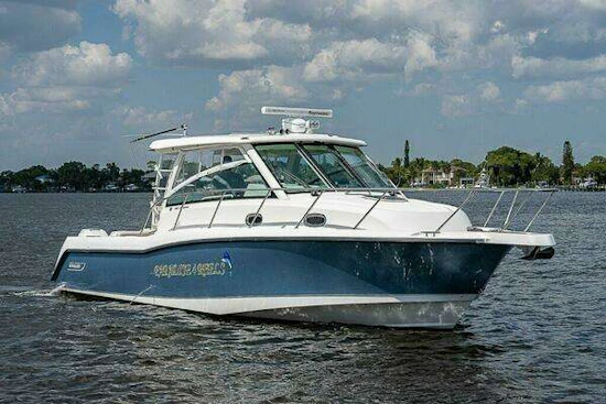 Boston Whaler 345 Conquest Yacht For Sale