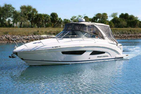 Regal 33 XO Yacht For Sale