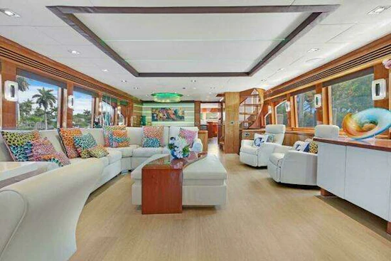 Hargrave Capri Skylounge Yacht For Sale