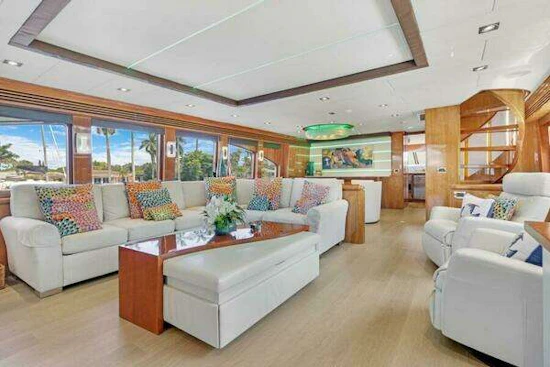 Hargrave Capri Skylounge Yacht For Sale