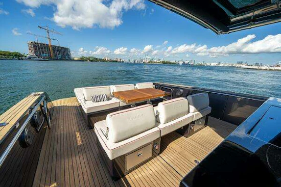 Pardo Yachts 43 Yacht For Sale